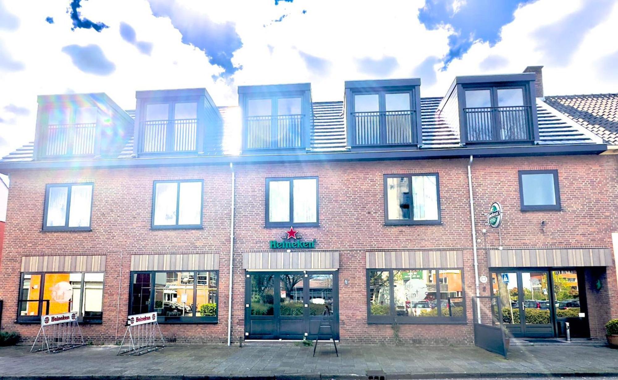 Bed and Breakfast Eetcafe Punt à Roelofarendsveen Extérieur photo