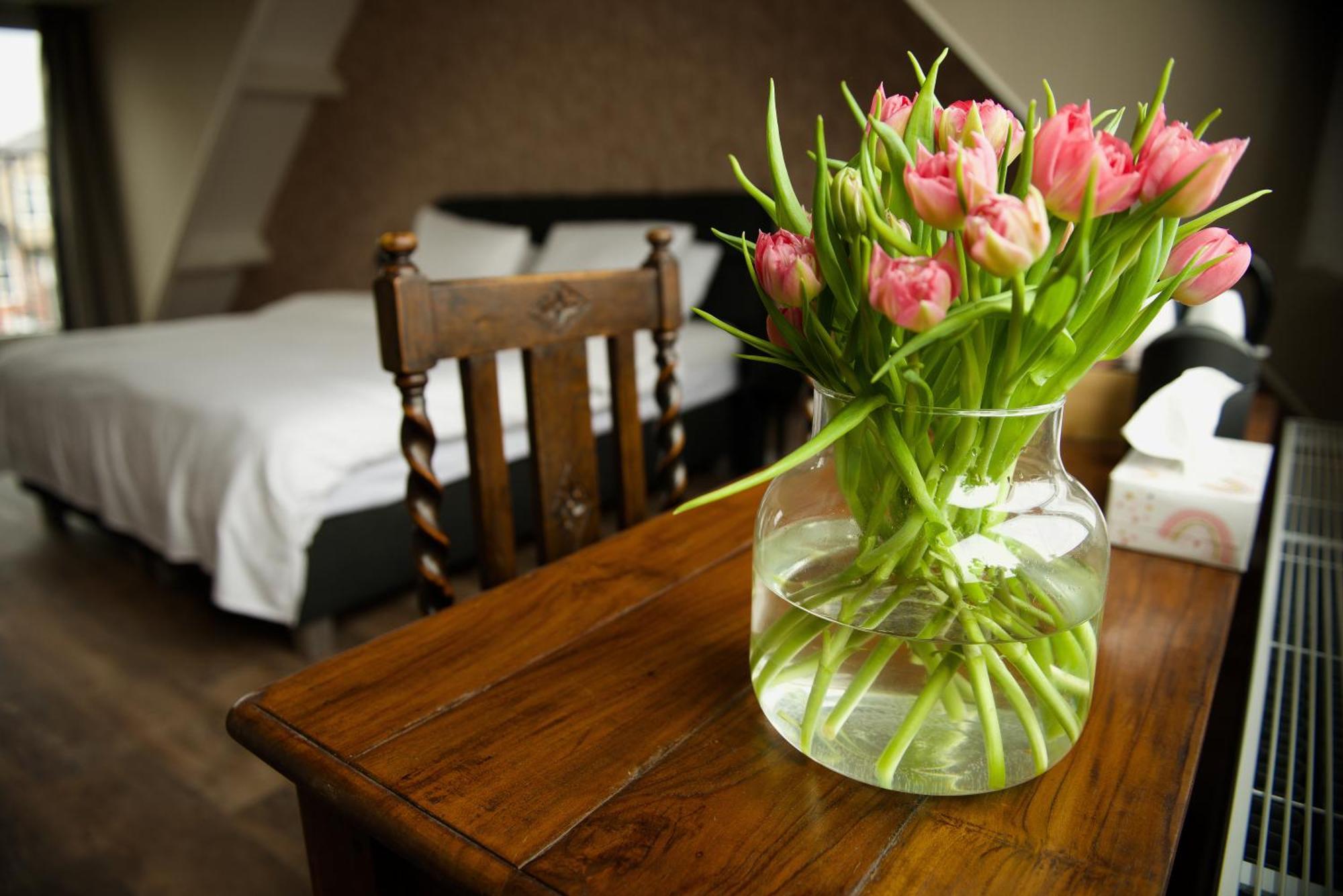 Bed and Breakfast Eetcafe Punt à Roelofarendsveen Extérieur photo